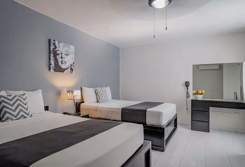 Отель Casa Nova, Merida