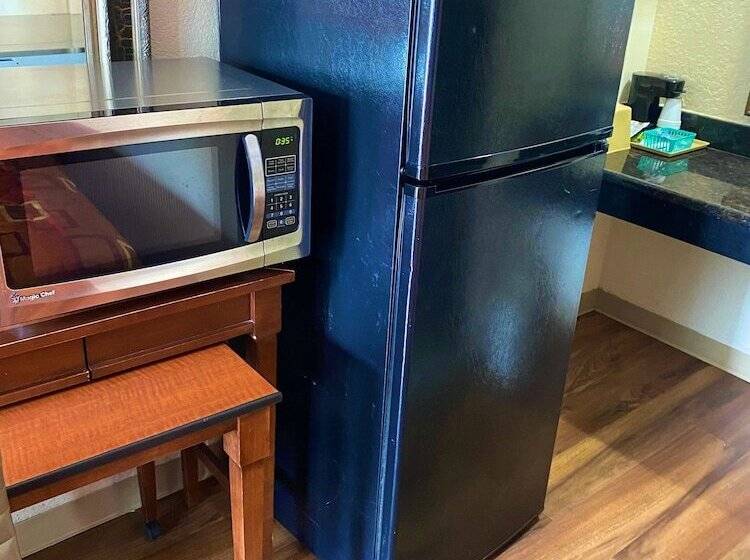 فندق Economy Lodge Texas City Refinery