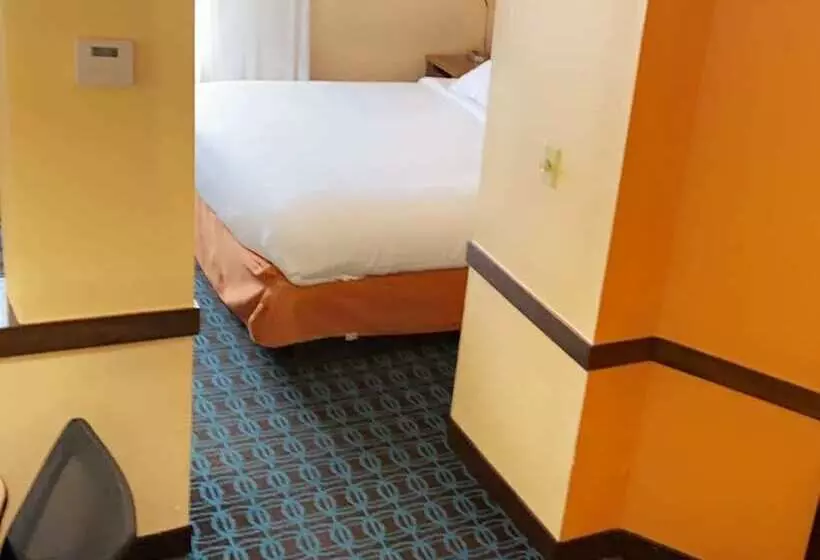 בית מלון כפרי Fairfield Inn & Suites By Marriott Columbus East