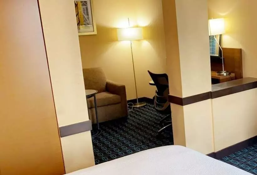 בית מלון כפרי Fairfield Inn & Suites By Marriott Columbus East