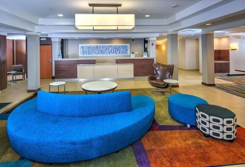 Отель Fairfield Inn & Suites By Marriott Dover