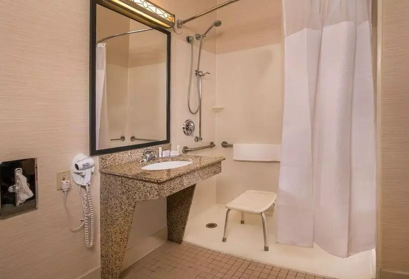 فندق Fairfield Inn Dulles Airport Chantilly