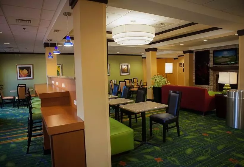 酒店 Stones River Inn & Suites