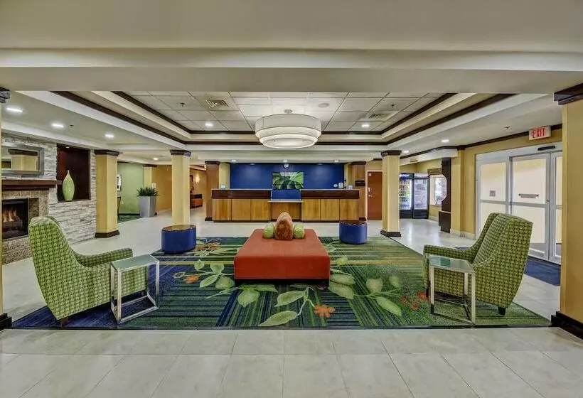 酒店 Stones River Inn & Suites