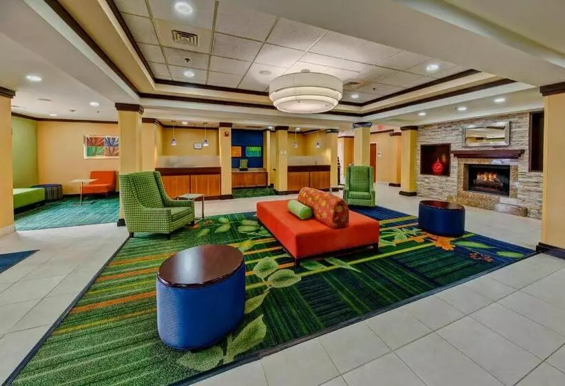 酒店 Stones River Inn & Suites