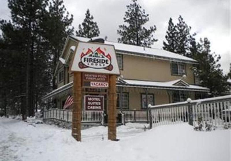 فندق Fireside Lodge