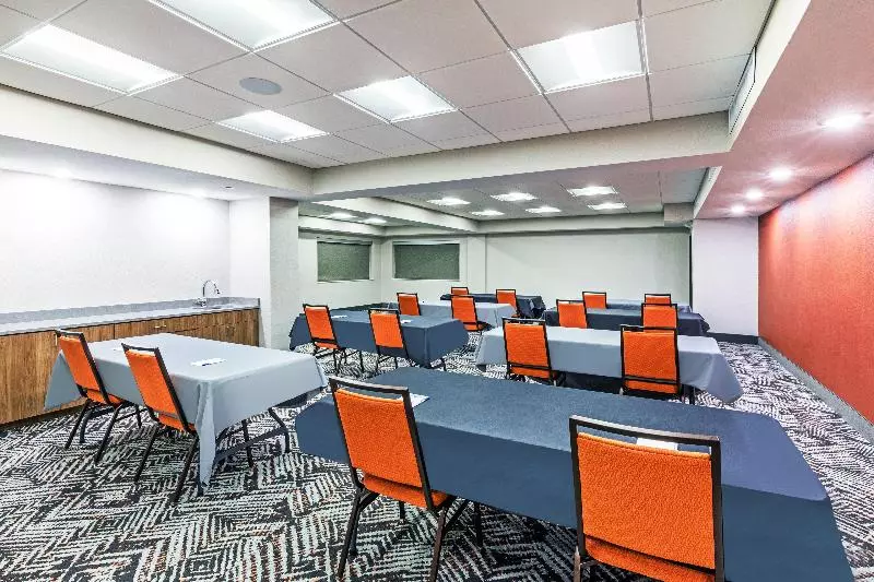 Отель Candlewood Suites Aransas Pass By Ihg