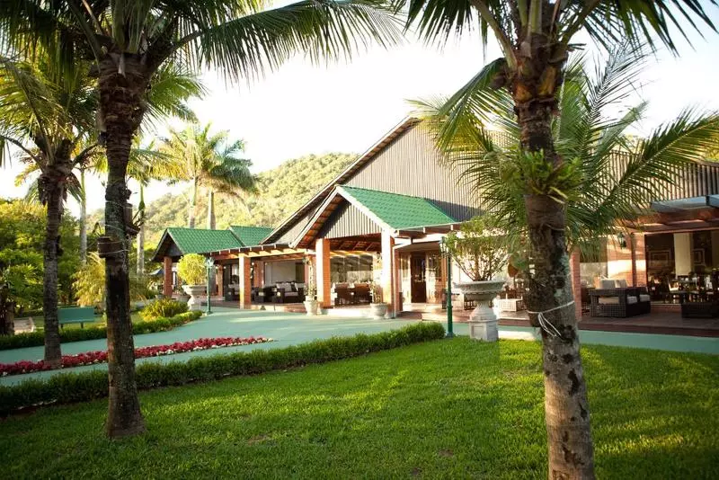 Hotel Infinity Blue Resort & Spa