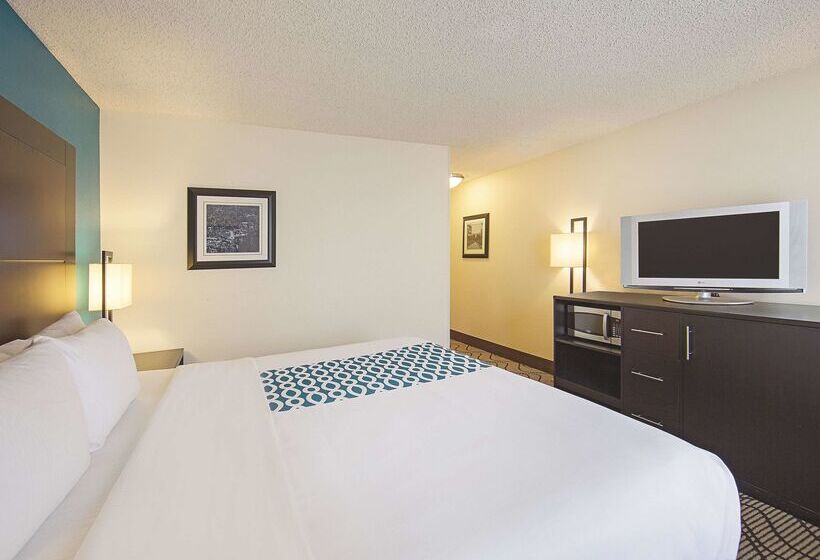 فندق La Quinta Inn & Suites By Wyndham Central Point Medford