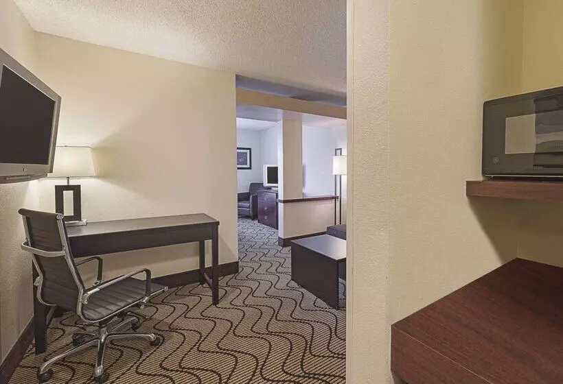 Hotel La Quinta Inn & Suites By Wyndham Central Point  Medford