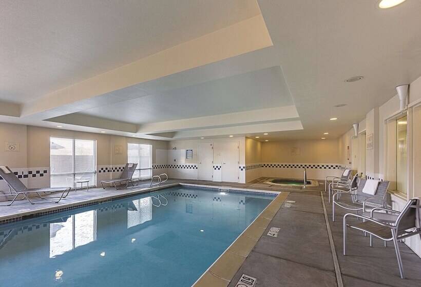 فندق La Quinta Inn & Suites By Wyndham Central Point Medford