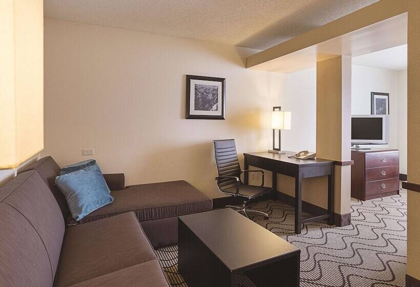 فندق La Quinta Inn & Suites By Wyndham Central Point Medford