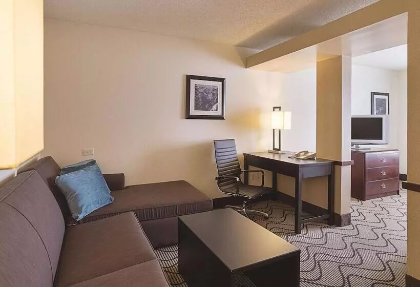 Hotel La Quinta Inn & Suites By Wyndham Central Point  Medford