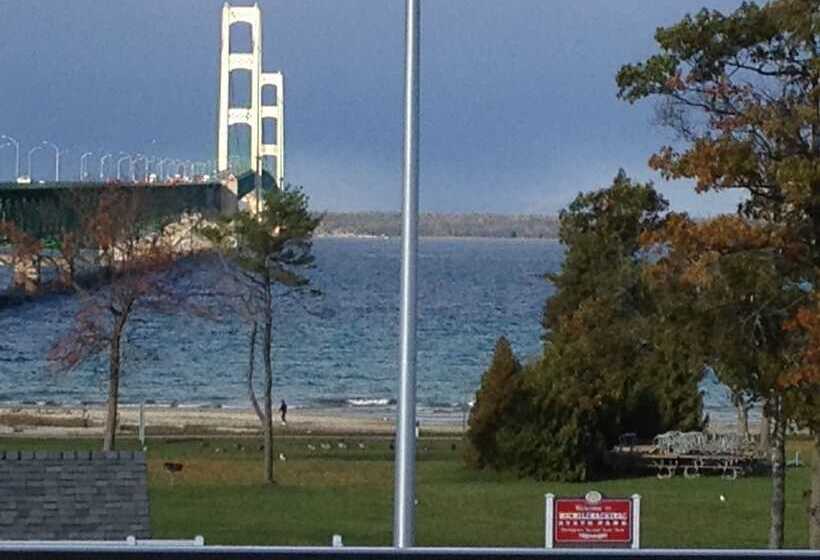 هتل Parkside Inn Bridgeview