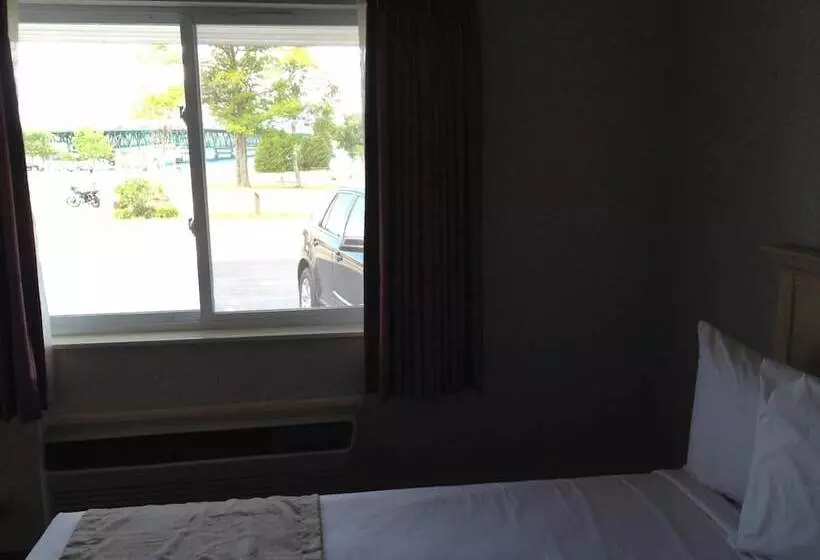 Hotel Parkside Inn Bridgeview