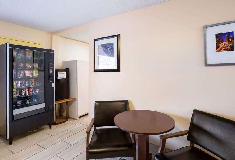 בית מלון כפרי Rodeway Inn Sergeant Bluff  Sioux City