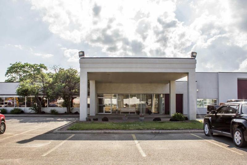 בית מלון כפרי Rodeway Inn Sergeant Bluff  Sioux City