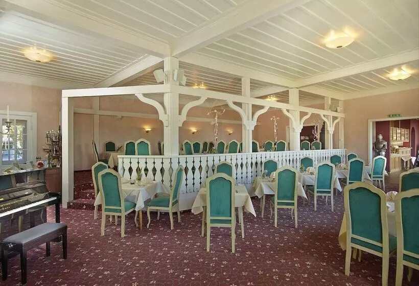 בית מלון כפרי Schloss Hornberg