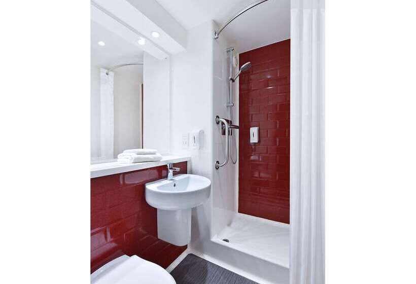 בית מלון כפרי Travelodge Manchester Central Arena