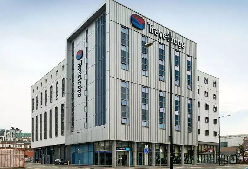 هتل Travelodge Manchester Central Arena