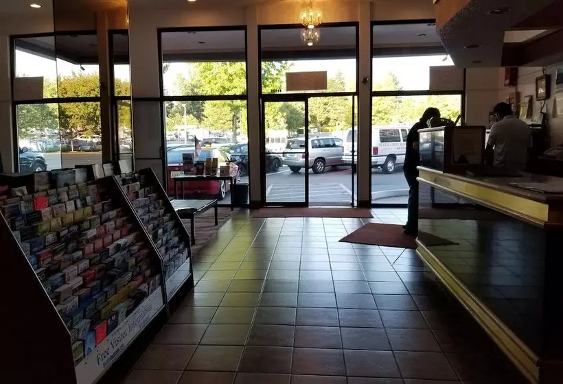 فندق على الطريق Seatac Crest Motor Inn