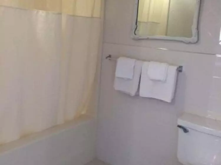 Отель American Star Inn & Suites Atlantic City