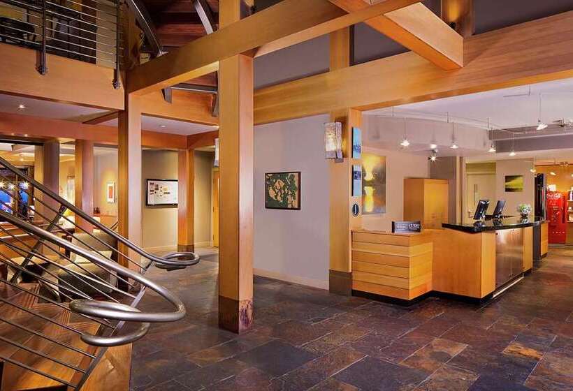 Hotelli Chrysalis Inn & Spa Bellingham, Curio Collection By Hilton