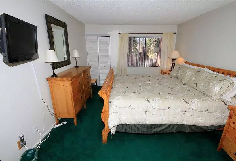 Hotelli Mammoth Ski & Racquet Club Condos