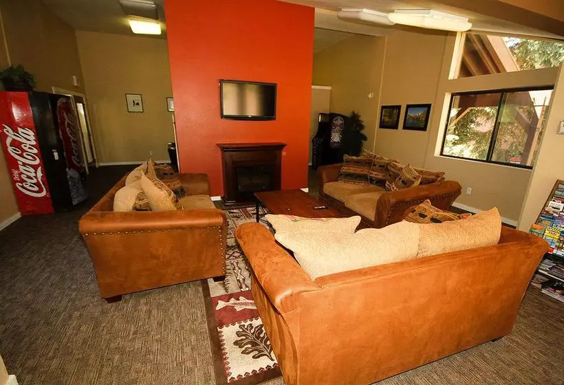 Hotelli Mammoth Ski & Racquet Club Condos