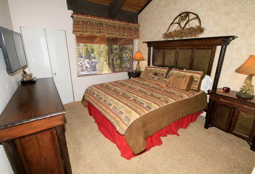 Hotelli Mammoth Ski & Racquet Club Condos