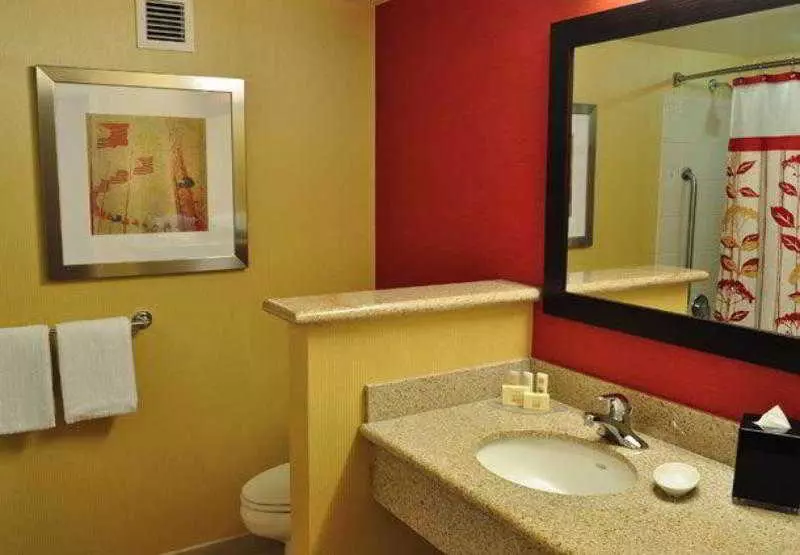 Отель Courtyard Dunn Loring Fairfax