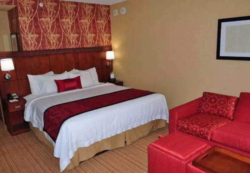 Отель Courtyard Dunn Loring Fairfax