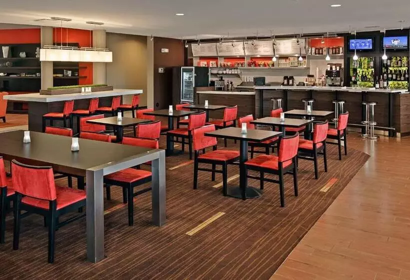 בית מלון כפרי Courtyard By Marriott Harrisburg Hershey