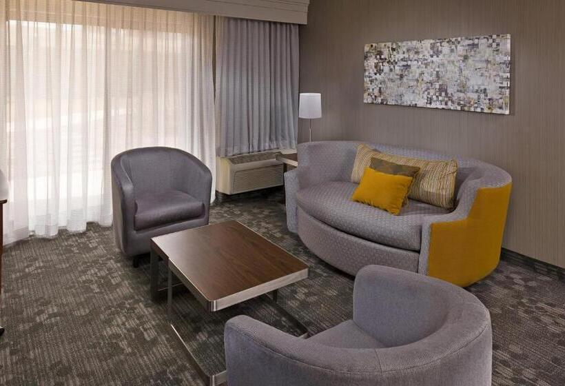ホテル Courtyard By Marriott Harrisburg Hershey