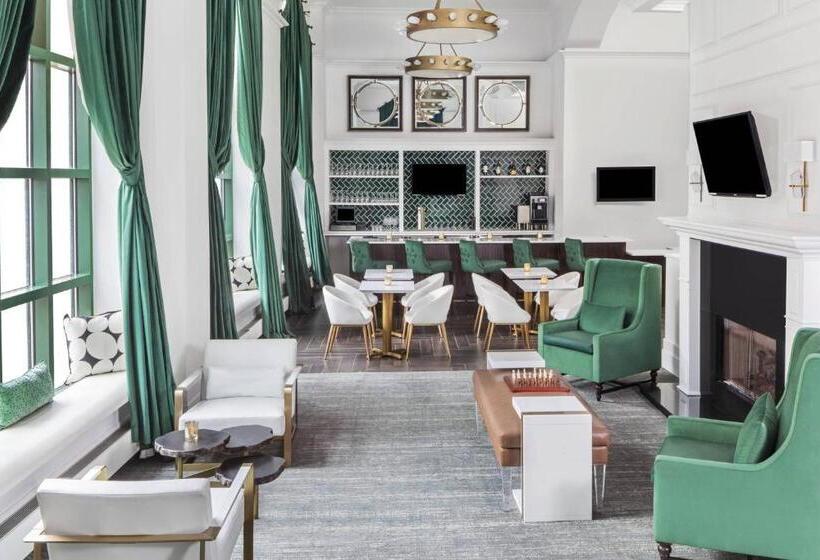 בית מלון כפרי Courtyard By Marriott Stamford Downtown