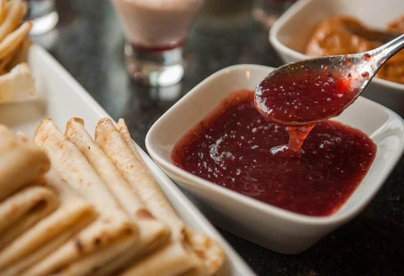 فندق Diego De Almagro Lomas Verdes