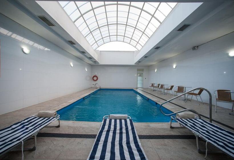 فندق Diego De Almagro Lomas Verdes