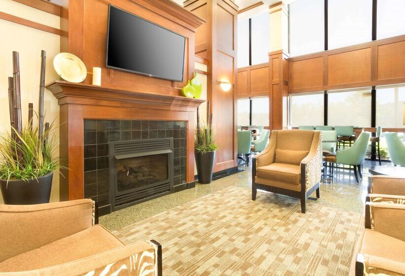 בית מלון כפרי Drury Inn & Suites Birmingham Lakeshore Drive