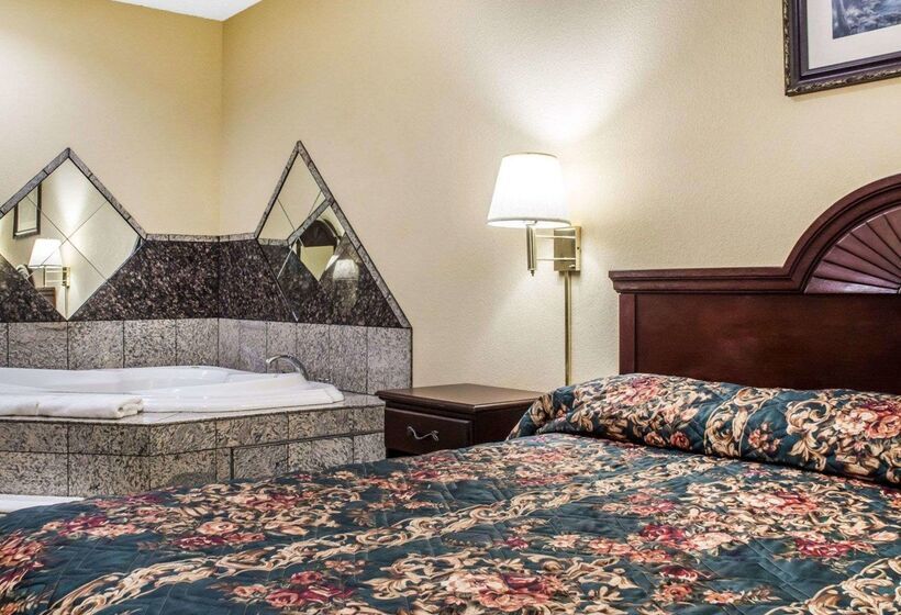 호텔 Econo Lodge Inn & Suites Airport