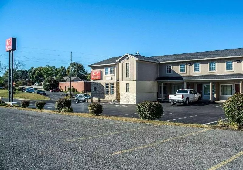 Otel Econo Lodge Inn & Suites Airport