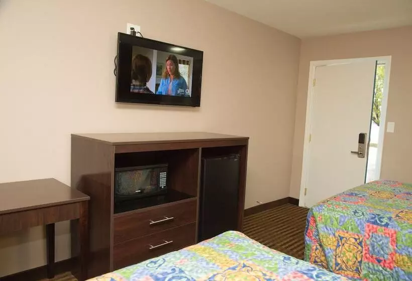 Отель Executive Inn