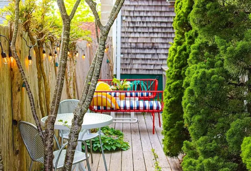 Mercury Hotel Provincetown