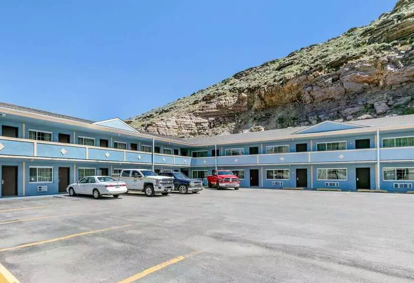 Отель Rodeway Inn