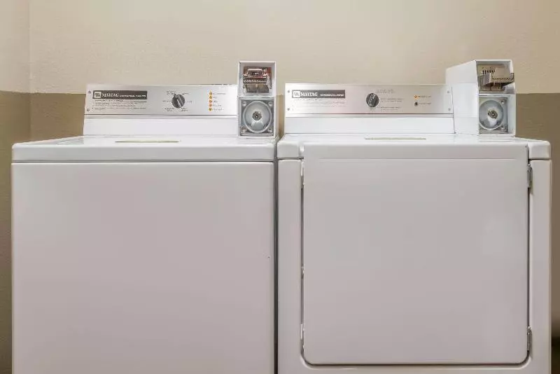 בית מלון כפרי Super 8 By Wyndham Kimball