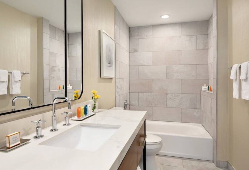 هتل Twelve Midtown, Marriott Autograph Collection