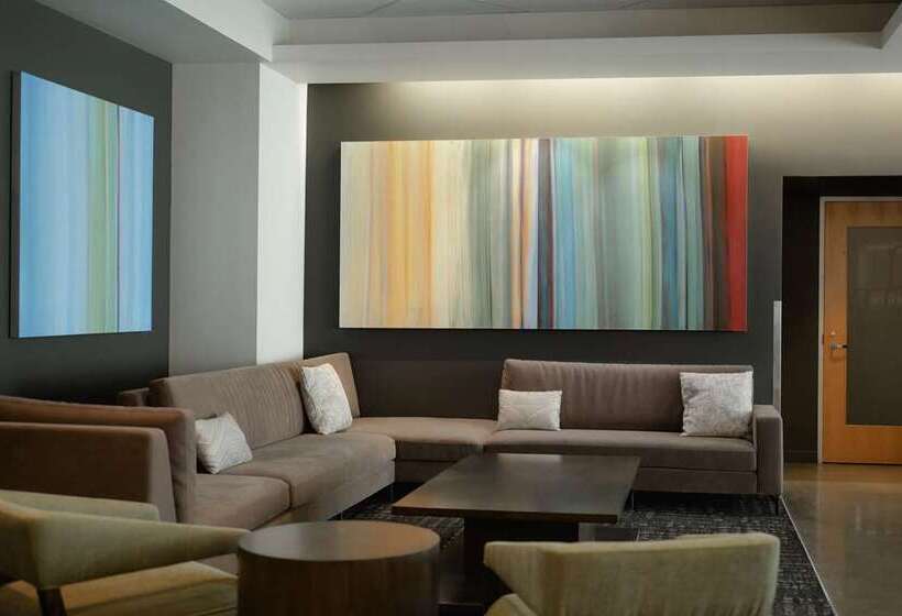 فندق Vetro Iowa City, Tapestry Collection By Hilton