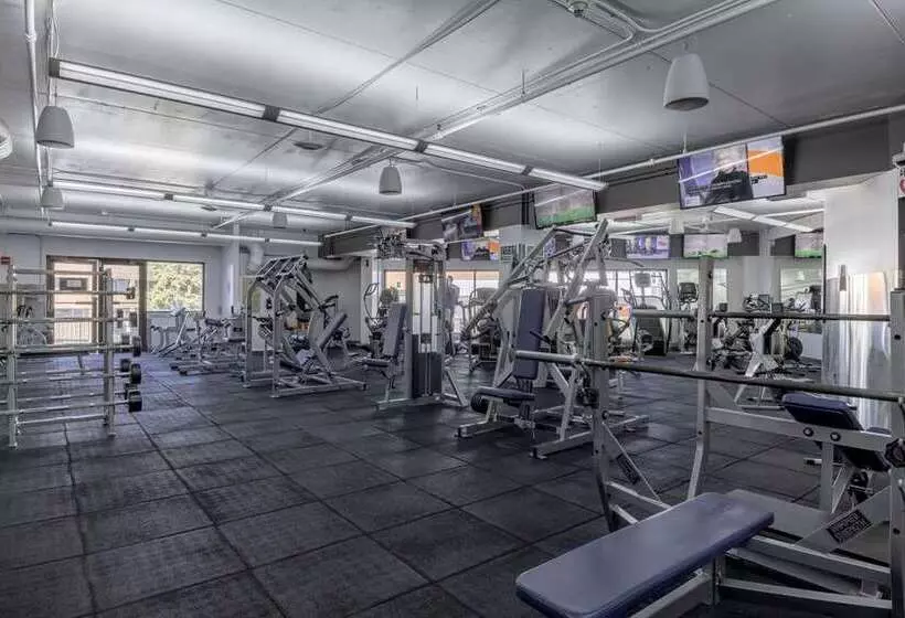 ホテル Vetro Iowa City, Tapestry Collection By Hilton