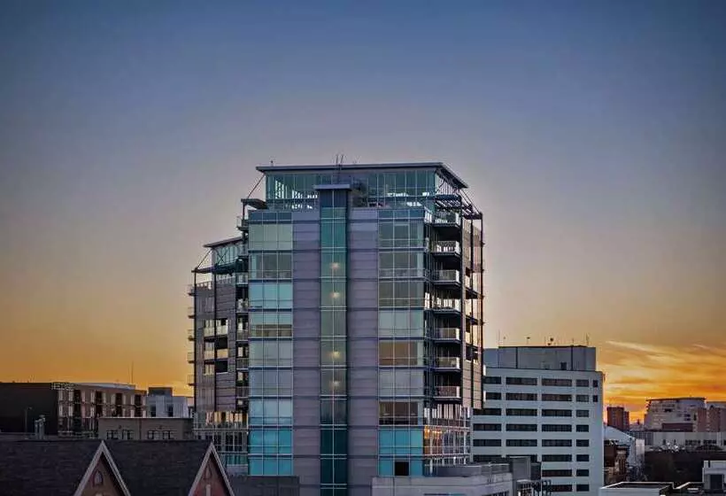 ホテル Vetro Iowa City, Tapestry Collection By Hilton