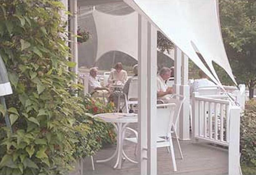 מוטל Mount Battie Inn