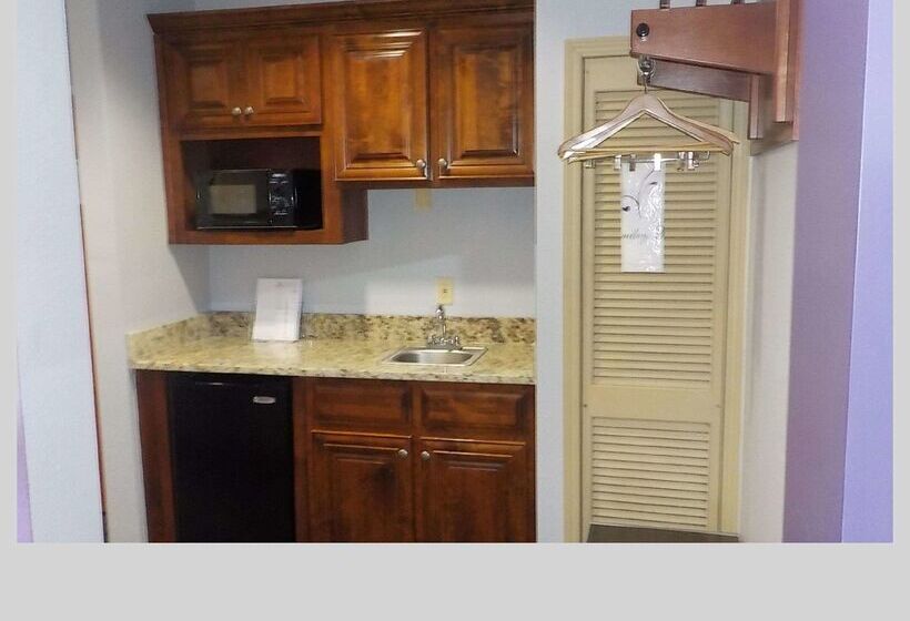 فندق على الطريق Surestay Plus Hotel By Best Western Warner Robins Afb